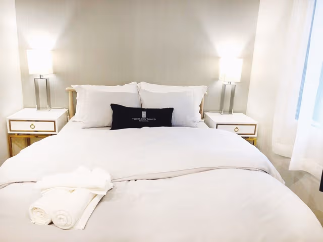 Double Room (A)
