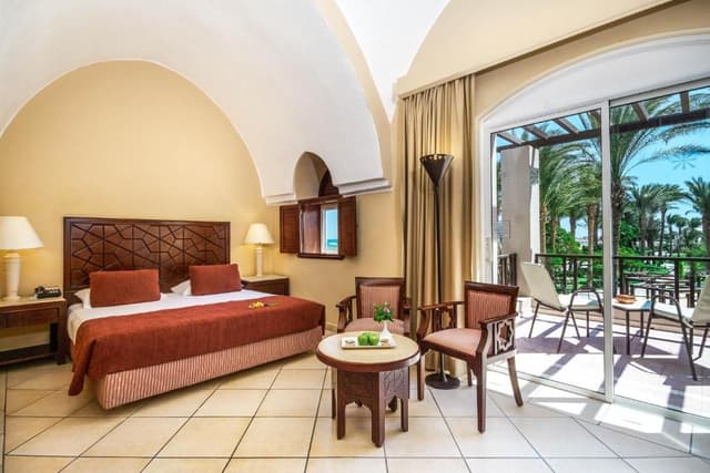 Superior, Queen or Twin Room, Garden View