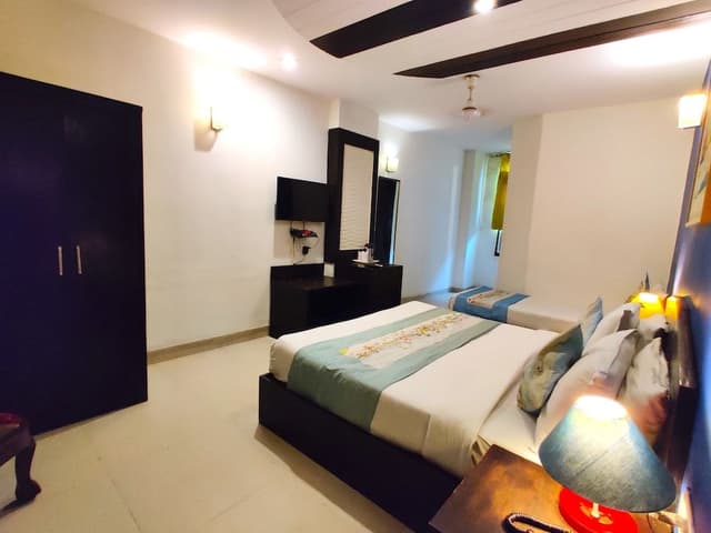 Executive Triple Room