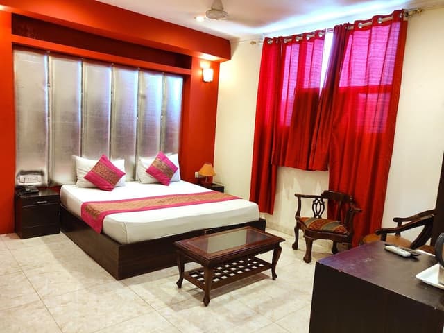Deluxe Double or Twin Room