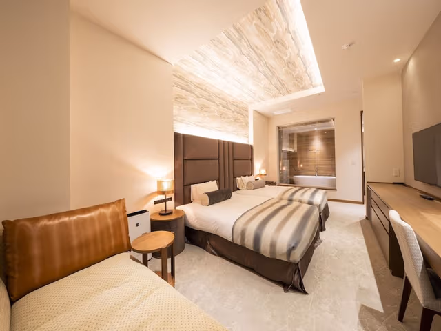 Royal Suite, Non Smoking (Housekeeping Once Every 3 Days)