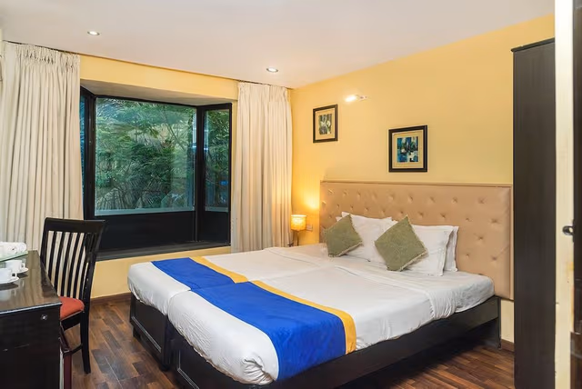 Standard Room, 1 Double or 2 Twin Beds