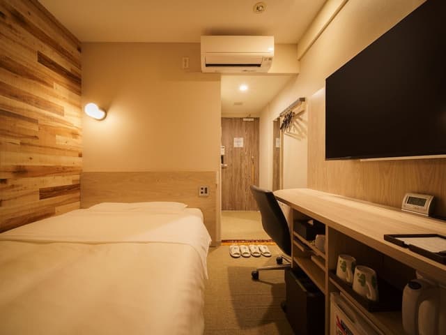 [Non-Smoking] Run Of The House (Room Selected at Check-In)