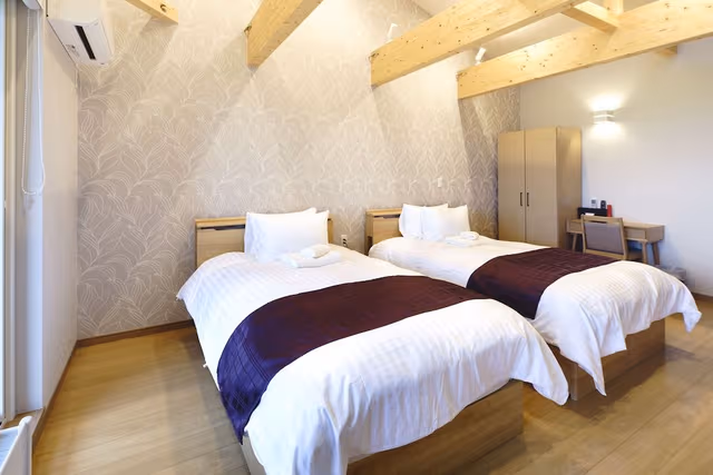 House, 5 Bedrooms, Mountain View