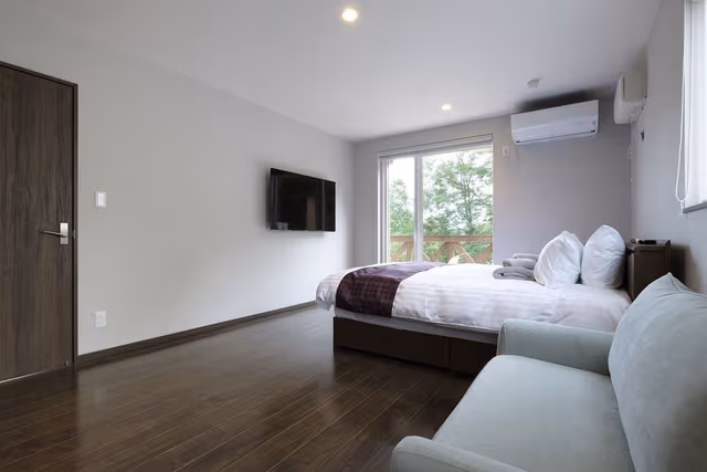 House, 5 Bedrooms, Mountain View