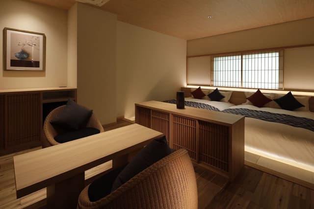 Japanese Western Queen Twin Room Sukiyaki Dinner, Non Smoking
