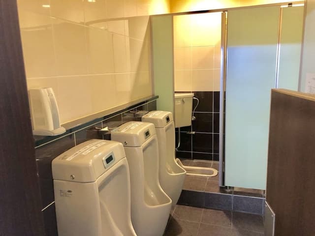 Capsule Room, Men Only