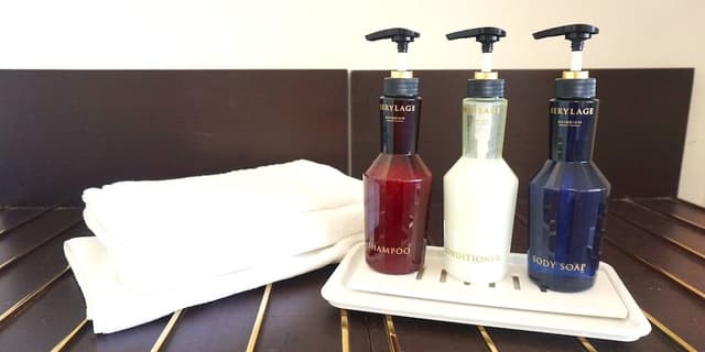 [Top floor Sky Room] Exclusive Ground Floor Rental with Shower Room, Shared Toilet , Non Smoking