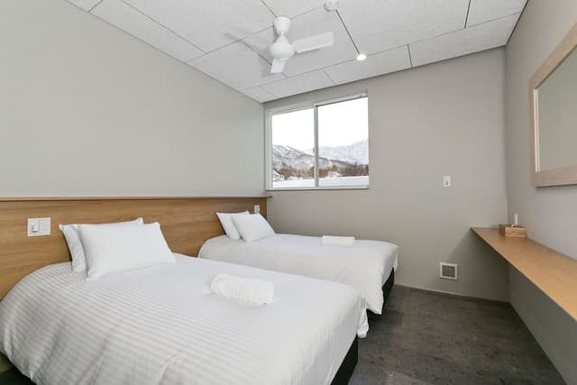 Luxury Chalet, 5 Bedrooms, Kitchen, Mountain View