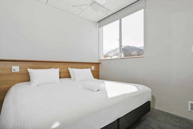 Luxury Chalet, 5 Bedrooms, Kitchen, Mountain View