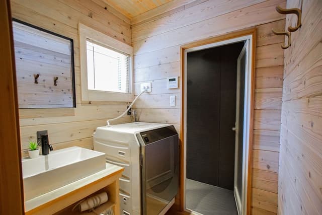 BASIC COTTAGE, Non Smoking