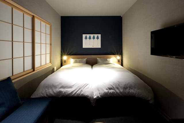 [101] Hollywood Twin Room