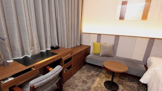 Premium Room, 2 Twin Beds, Non Smoking (High Floor)