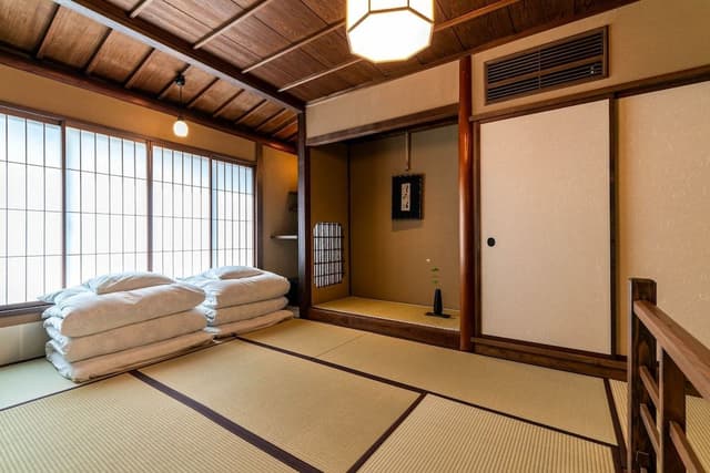 Traditional Quadruple Room, Non Smoking, Private Bathroom