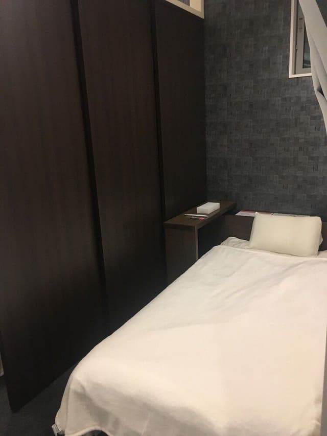 Shared Dormitory, 2 Twin Beds