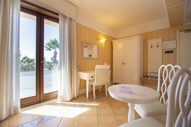 Deluxe Double Room, 1 Double or 2 Twin Beds, Balcony, Sea View