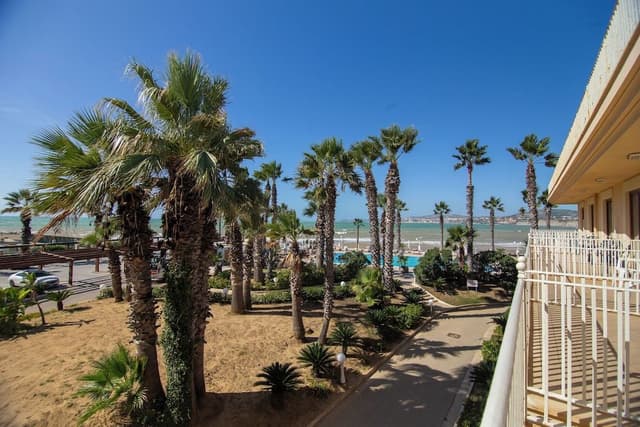 Deluxe Double Room, 1 Double or 2 Twin Beds, Balcony, Sea View