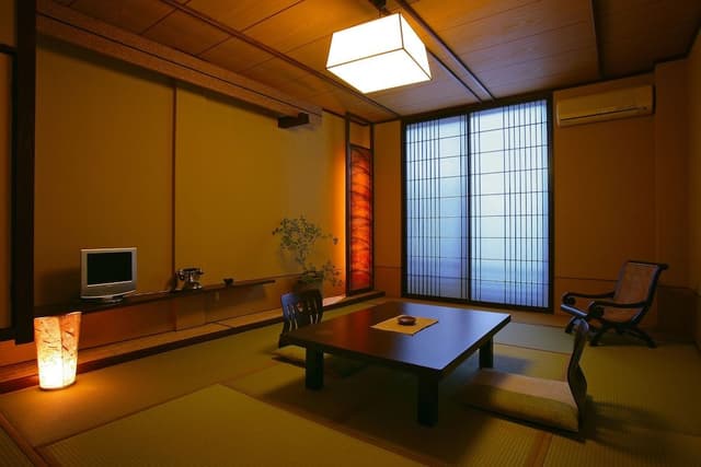 Japanese/Western Style Room with Open-Air Bath [Semi-Suite Yamabiko]