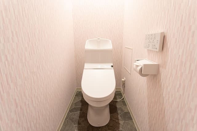 Connecting Room