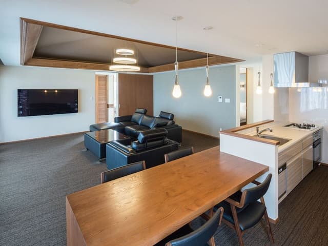 Luxury Condo, 2 Bedrooms, Jetted Tub, Ocean View (TEEDA)