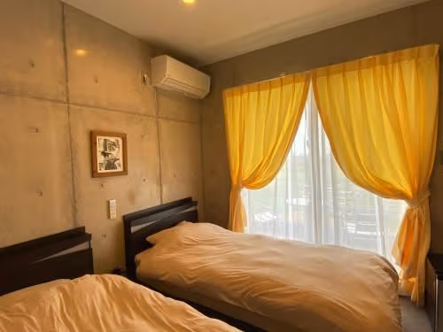 Twin Room with Bathroom