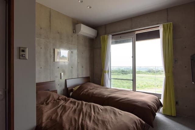 Twin Room with Bathroom