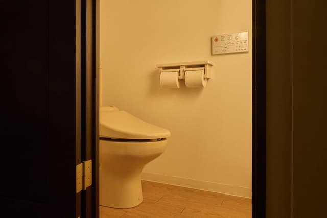 Twin Room, Private Bathroom