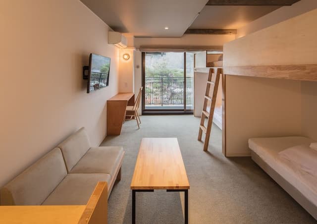 Quadruple Room, Private Bathroom