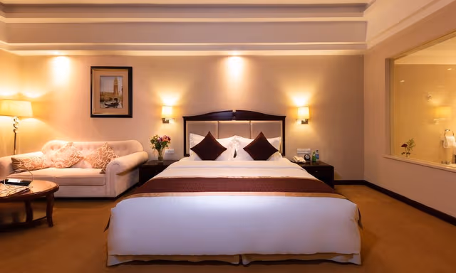 Deluxe King Bedroom