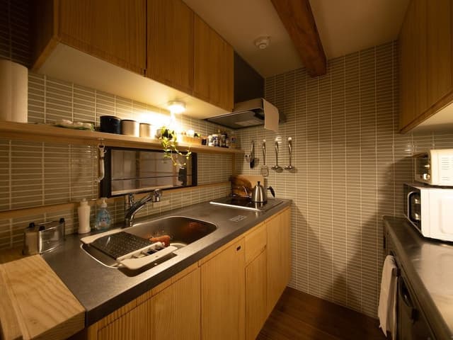 Private Vacation Home, HISA