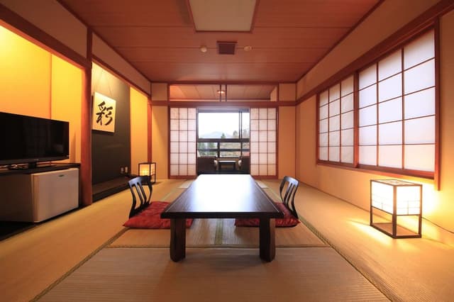 Superior Room, Non Smoking, Shared Bathroom