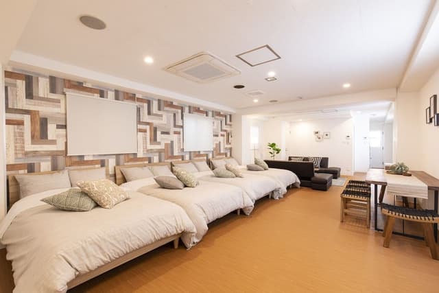 Apartment, 1F