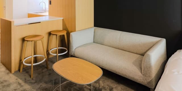 Deluxe Twin