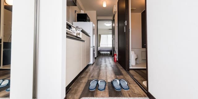 Twin Room ( B )
