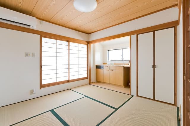 Japanese Style Room, 5 People, Shared Bathroom