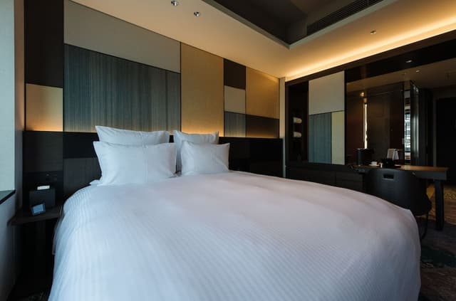 Superior Room, 1 King Bed
