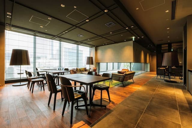 Superior Suite, 1 King Bed, Club Lounge Access
