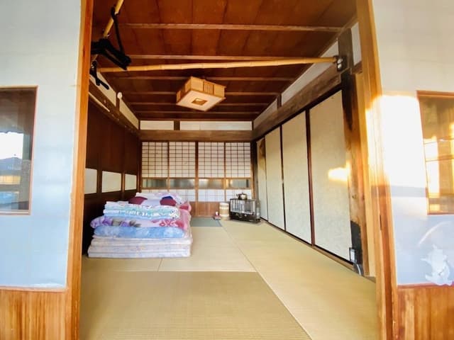 Large semi-Private Room