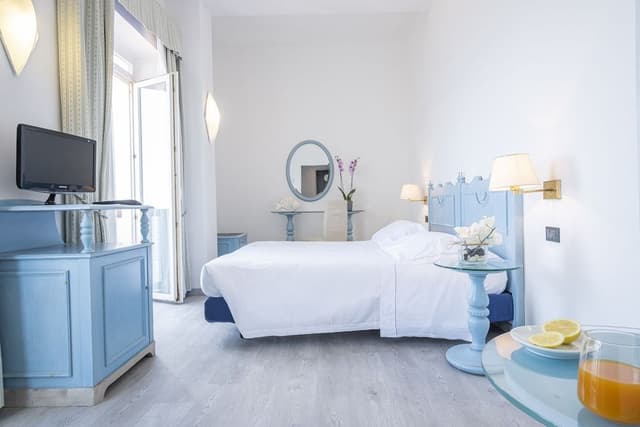 Double Room Single Use, Sea View