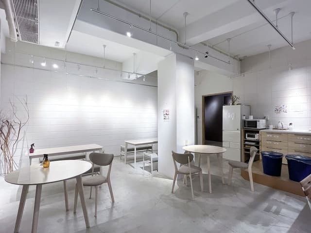 Family Room (YUTASHIKU)