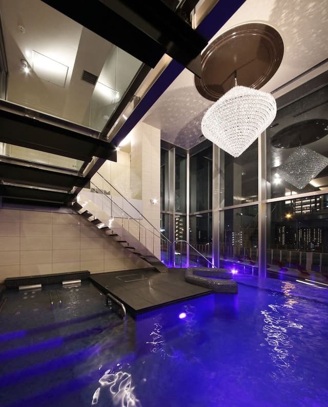 [Non-Smoking] Premium Suite, Multiple Beds, with Swimming pool