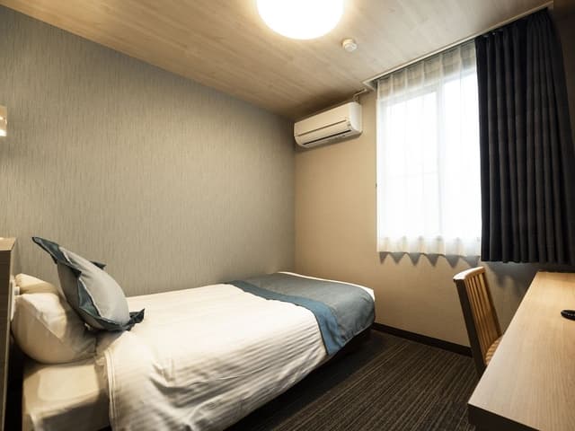 Semi double Room, Non Smoking