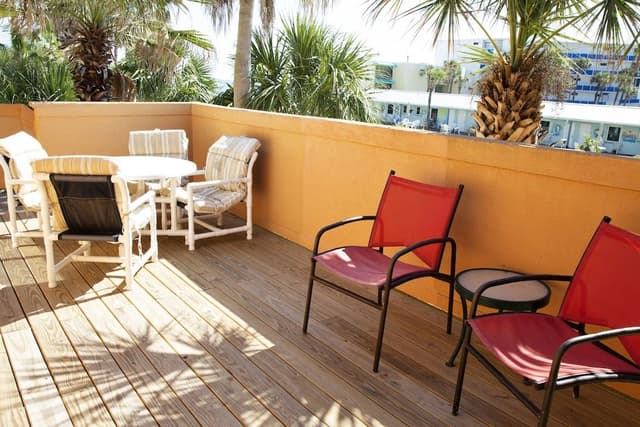 2 Bedroom Villa With Balcony