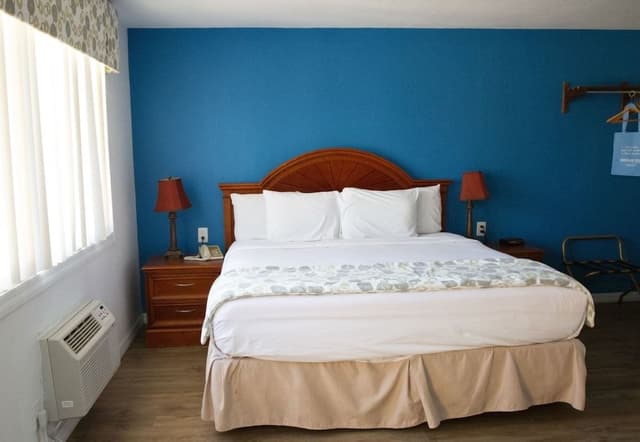 2 Bedroom Villa With Balcony