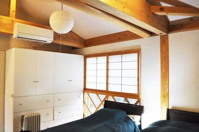 Standard Twin Room B