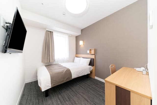 [Non-Smoking] Economy Double Room (Adjoining Room)