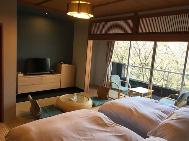 Japanese Western Twin Room with Private Bath