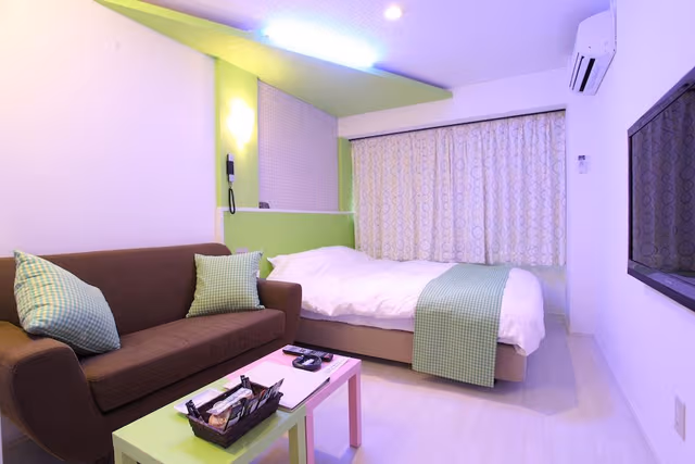 Basic Room, 1 Double Bed, Smoking