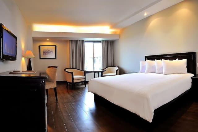 Executive Room