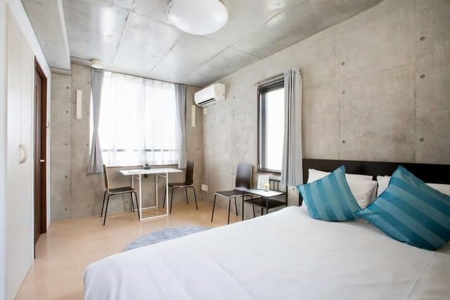 Triple Room 2-4F, Non Smoking